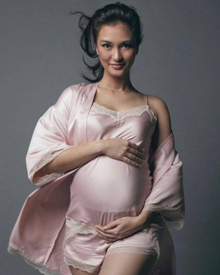 Instagram.com/atiqahhasiholan.